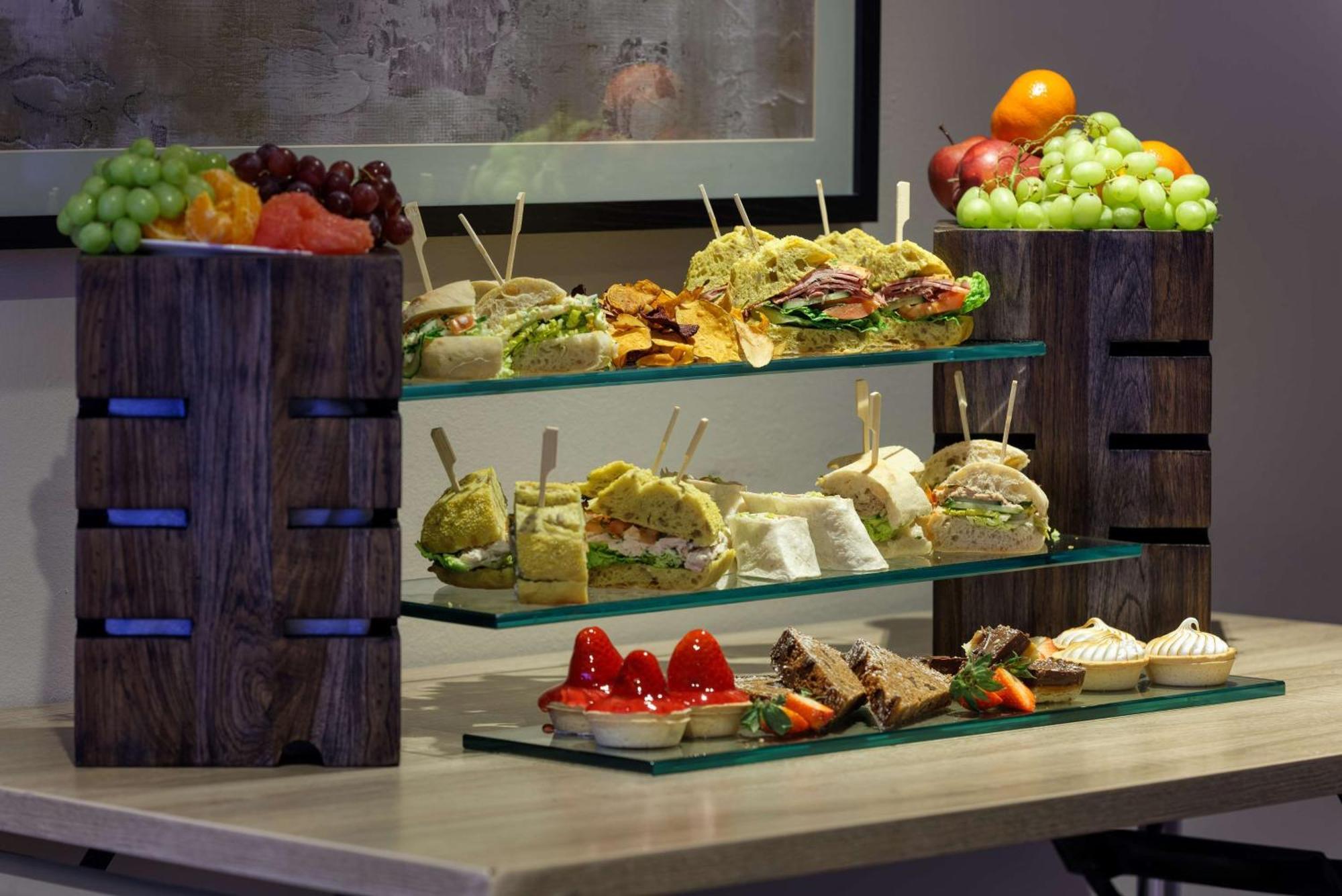 Doubletree By Hilton Glasgow Central Ngoại thất bức ảnh