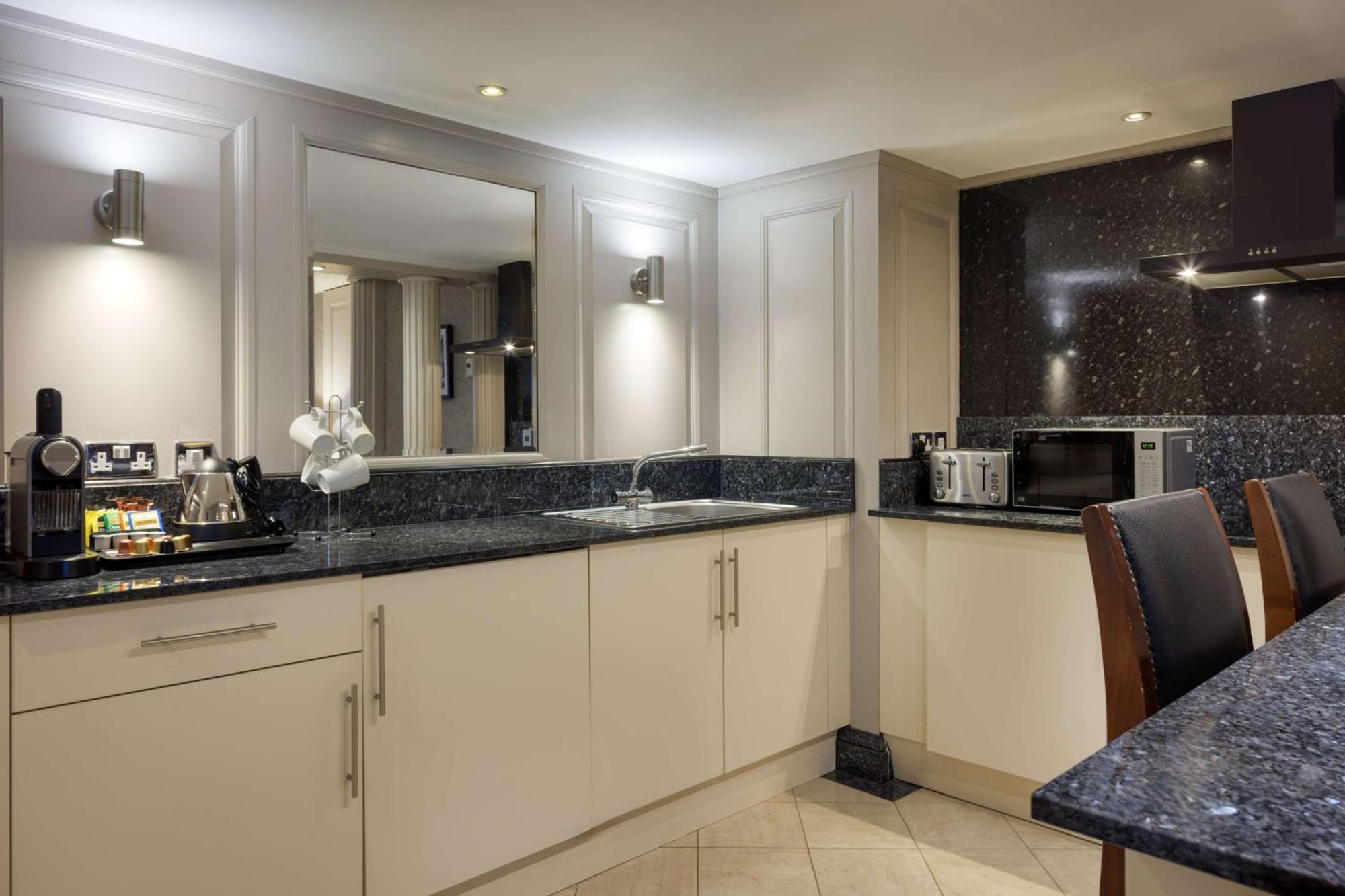 Doubletree By Hilton Glasgow Central Ngoại thất bức ảnh