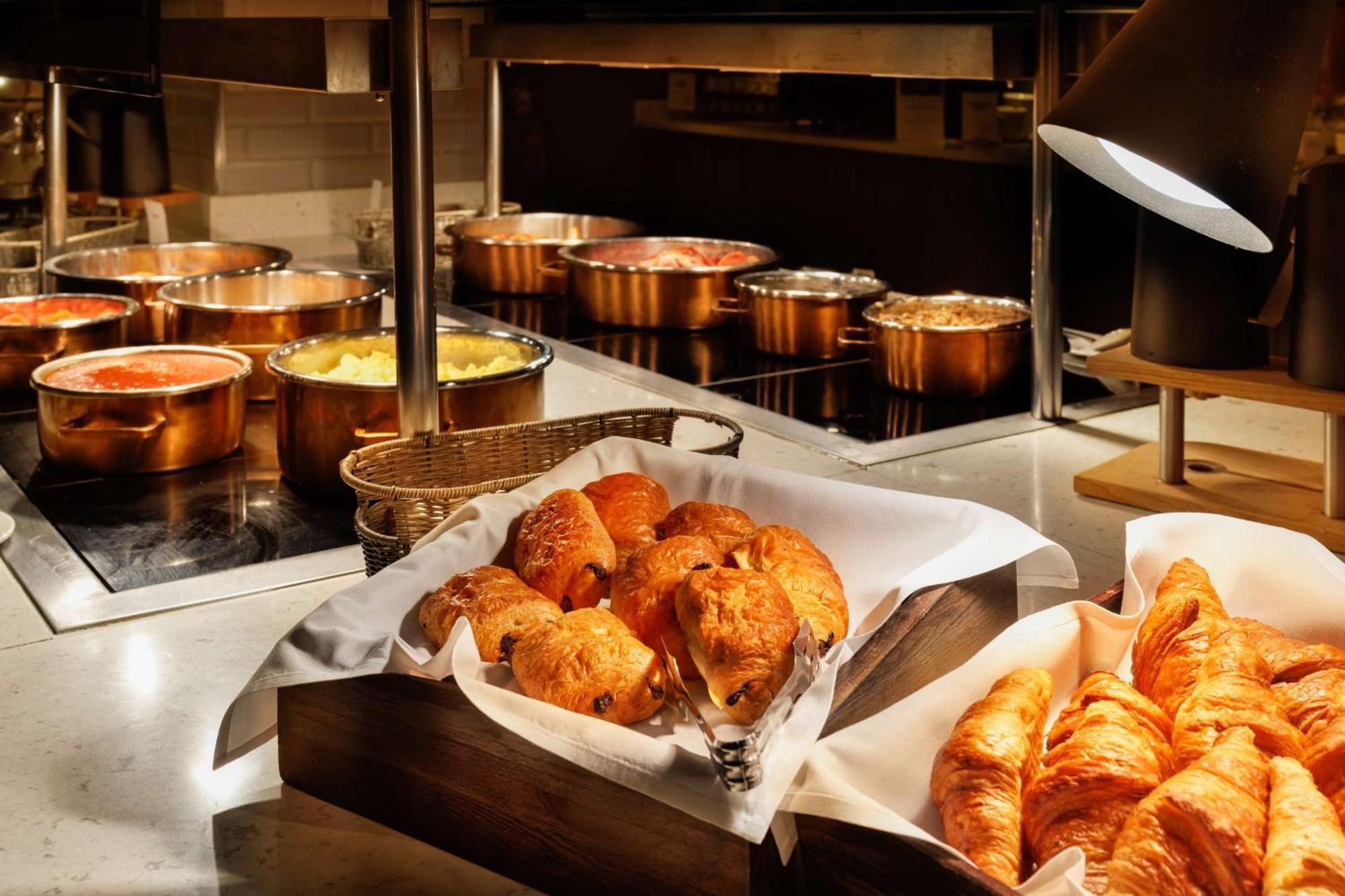 Doubletree By Hilton Glasgow Central Ngoại thất bức ảnh