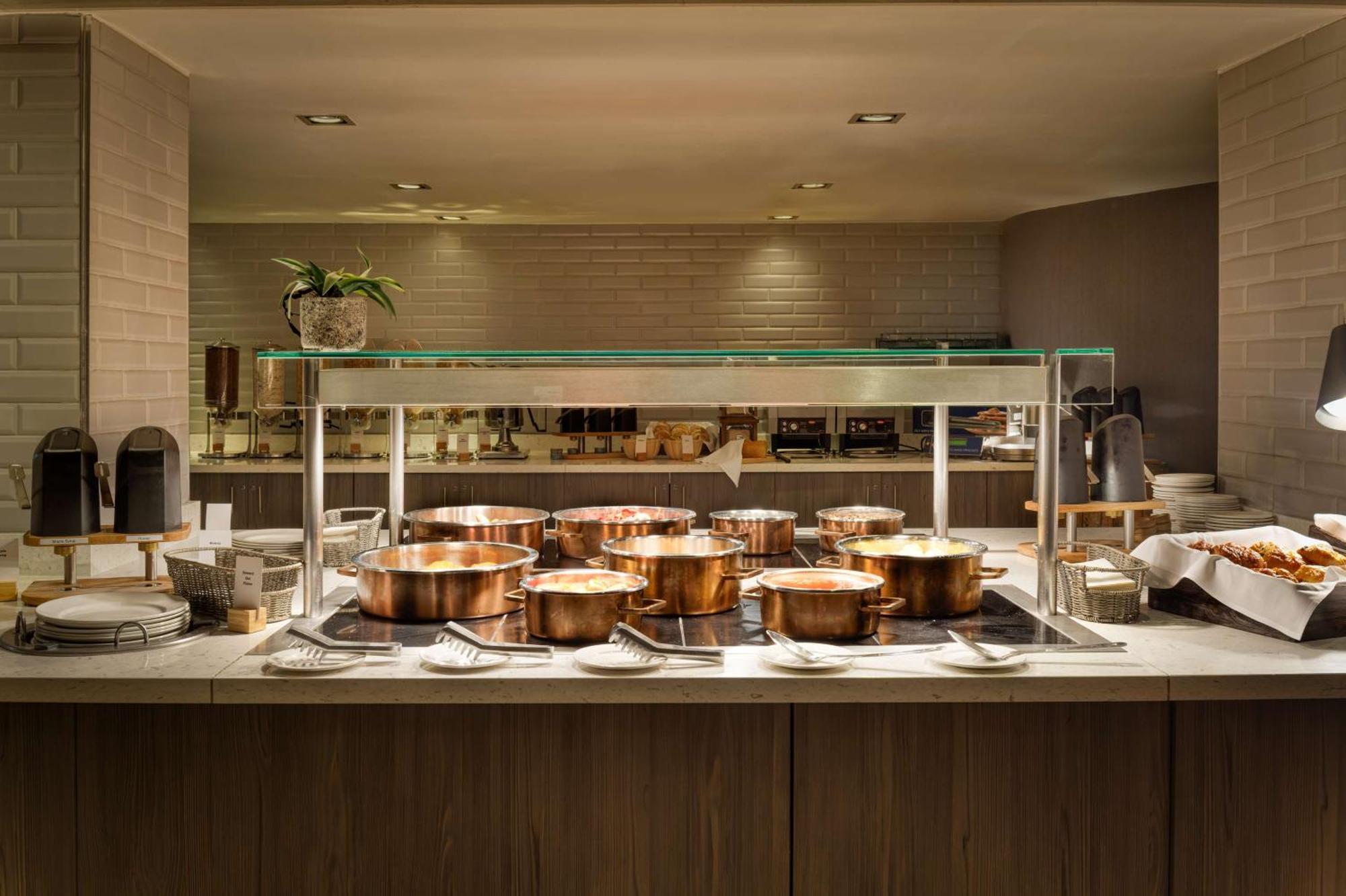 Doubletree By Hilton Glasgow Central Ngoại thất bức ảnh