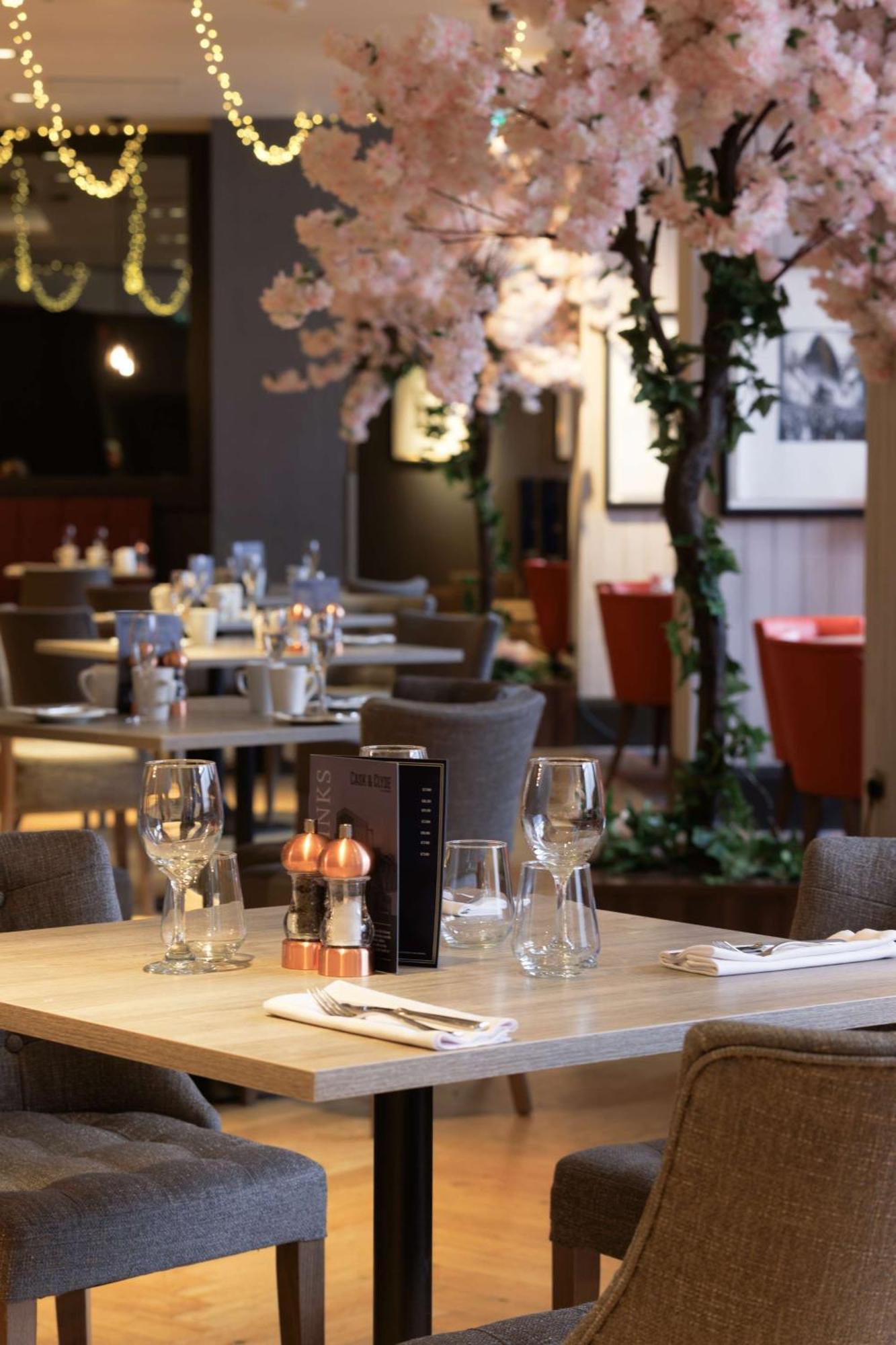 Doubletree By Hilton Glasgow Central Ngoại thất bức ảnh